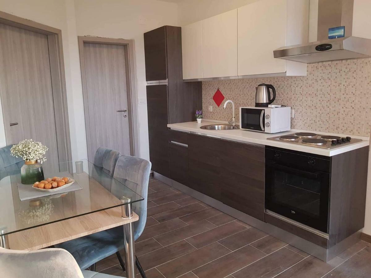 Apartmani Luce I Miho Nin Extérieur photo